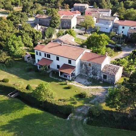 Apartmani Aldo Roč Zewnętrze zdjęcie