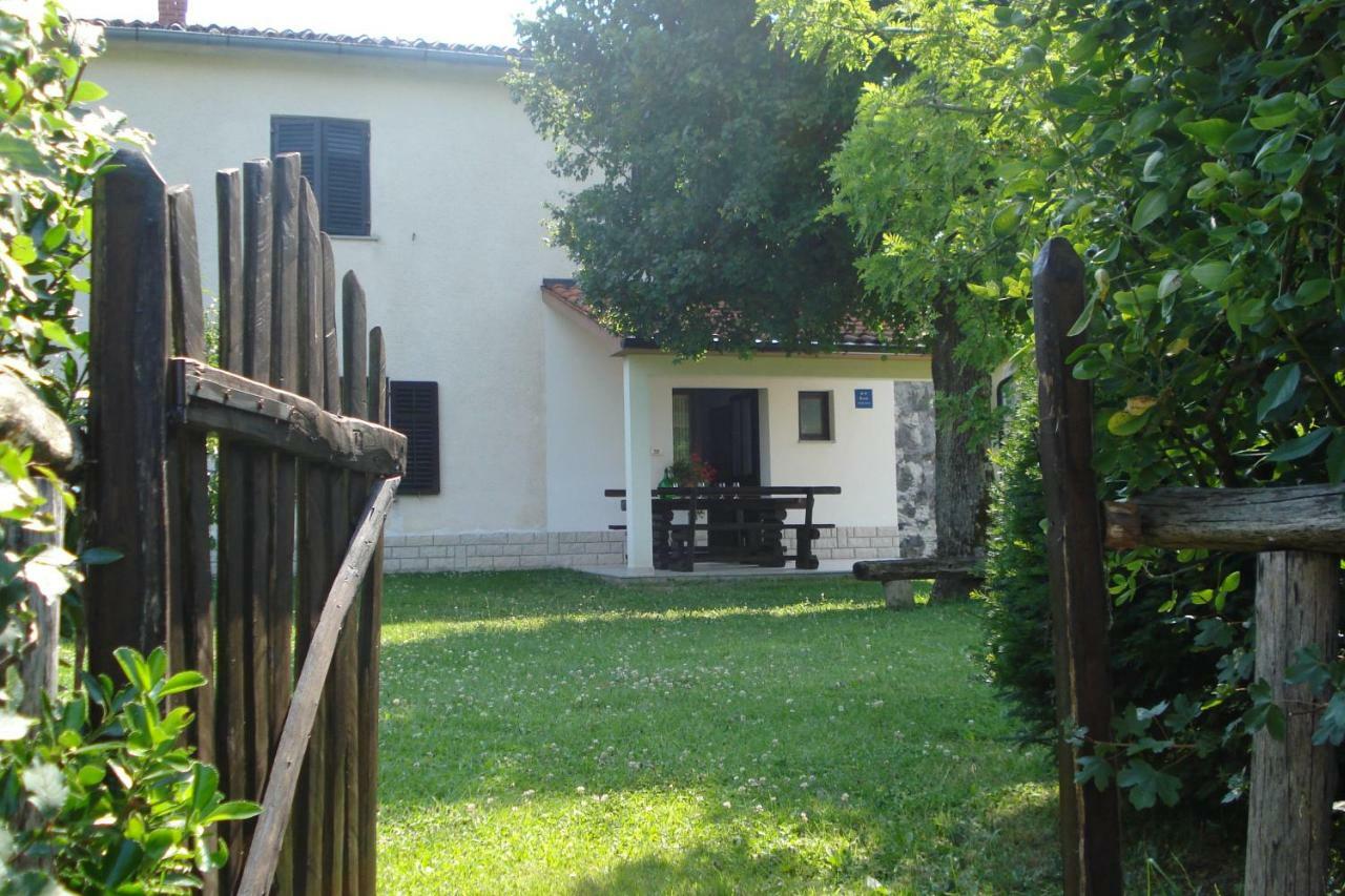 Apartmani Aldo Roč Zewnętrze zdjęcie